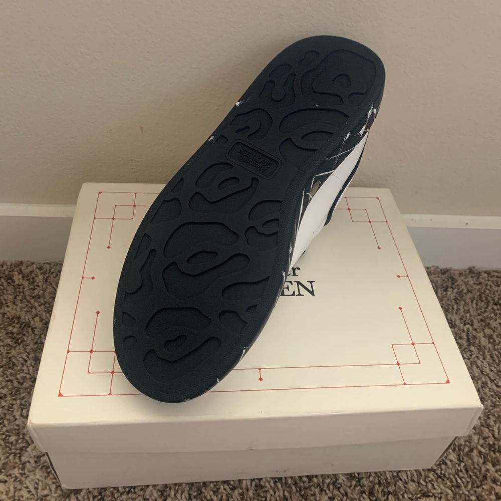 Alexander McQueen White/Black BRAND NEW | SIZE 11